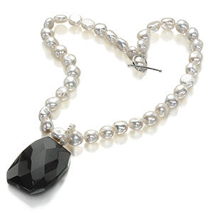 AZORA Elegant Necklace